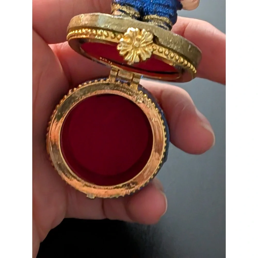 Dwarf‎ King Trinket Box Hinged Open Sparkly 3